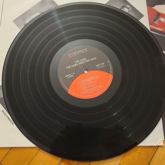 The Cars Greatest Hits vintage vinyl record album.  Pristine condition - Picture 3 of 8